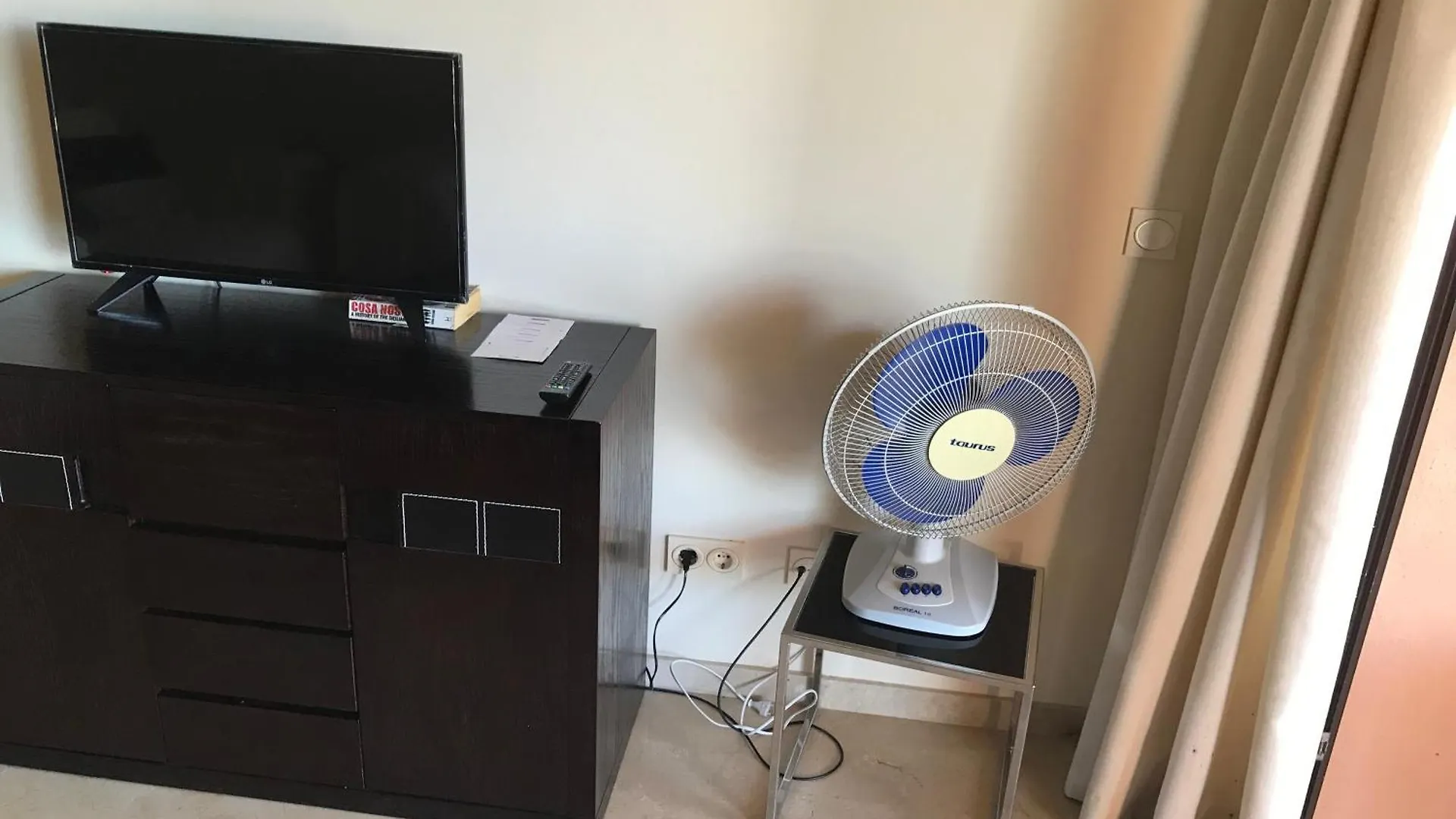 3 Bedroom Apartment, Duquesa, Spain San Luis de Sabinillas 0*,